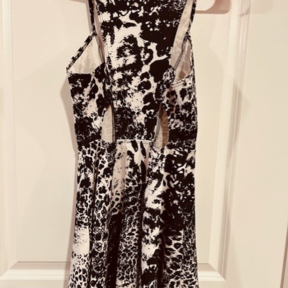 MEZZAINE WOMEN DRESS SMALL